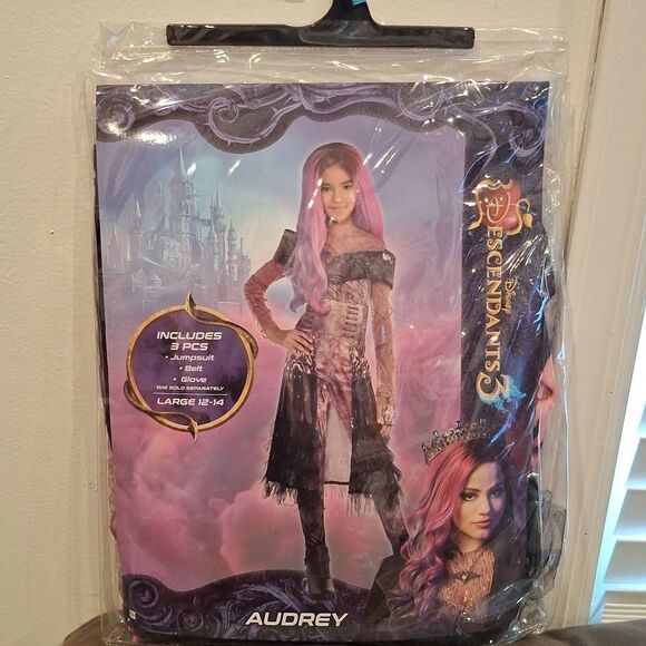 Disney descendants 3 Audrey child costume size large 12-14-NEW - Picture 1 of 7